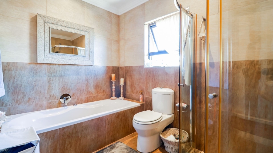 3 Bedroom Property for Sale in The Hill Western Cape